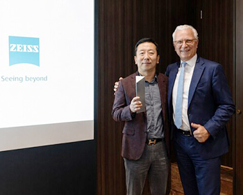 [M메디 소비자뉴스] 압구정안과의원 김준현 대표원장, 스마일라식ㆍ스마일프로 ZEISS 글로벌 파트너십 감사패 수상